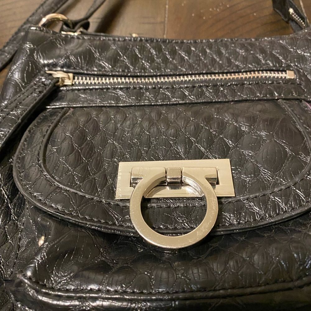 Jessica Simpson Black patent Leather Crossbody Bag - Picture 3 of 7